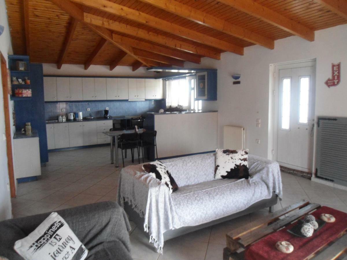 Sunny Apartment 15 Min From Airport And Sea Artemida  Dış mekan fotoğraf