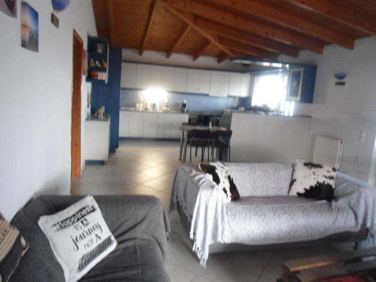 Sunny Apartment 15 Min From Airport And Sea Artemida  Dış mekan fotoğraf